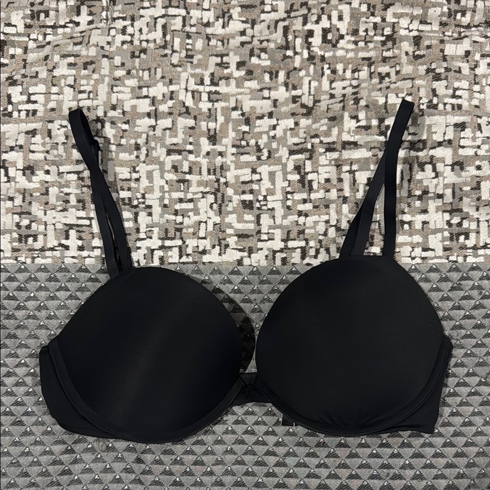 VS Black Bra